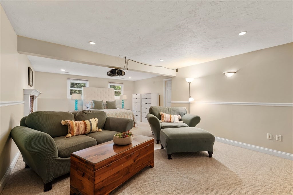 55 Saxony Drive, Sudbury, MA, 55 Saxony Drive, Sudbury, MA Photo #23