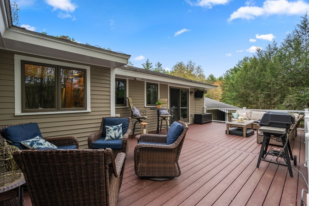 55 Saxony Drive, Sudbury, MA, 55 Saxony Drive, Sudbury, MA Photo #5