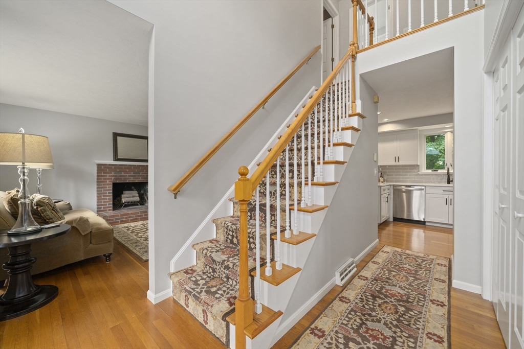 18 Mulberry Ln, Canton, MA, 18 Mulberry Ln, Canton, MA Photo #15