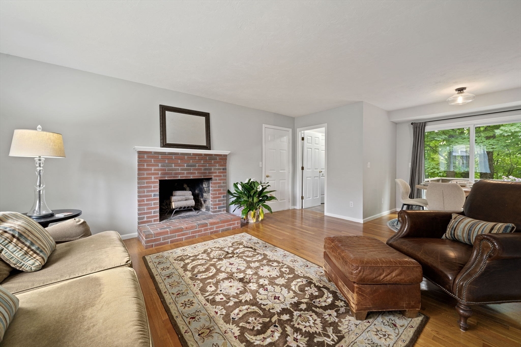 18 Mulberry Ln, Canton, MA, 18 Mulberry Ln, Canton, MA Photo #4