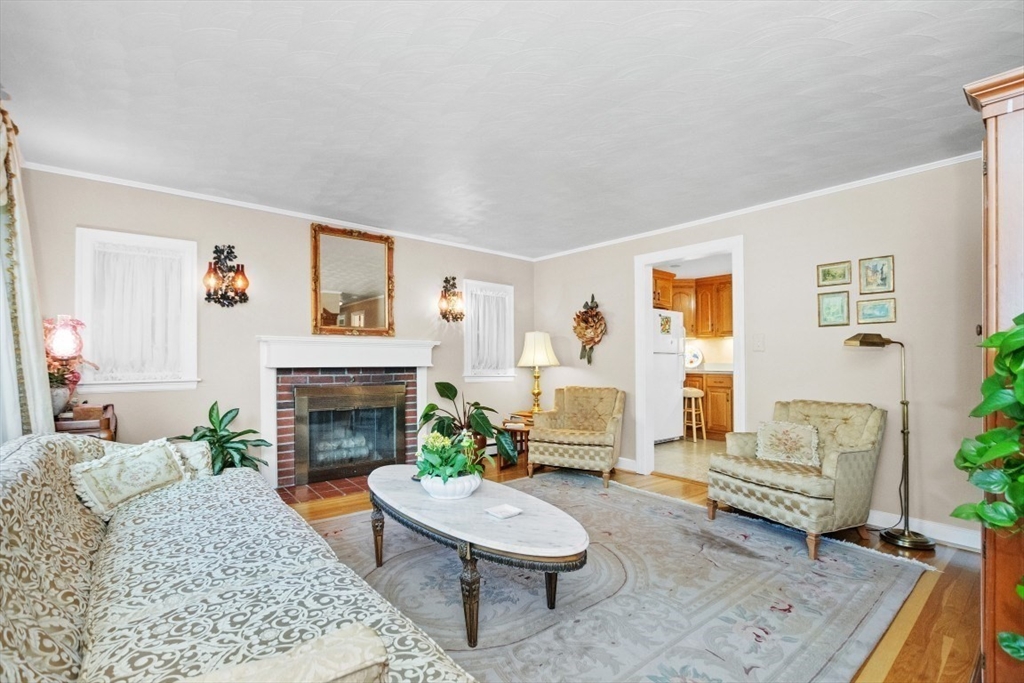 17 Laclede Ave