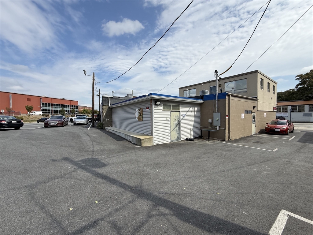 162 Harding Street