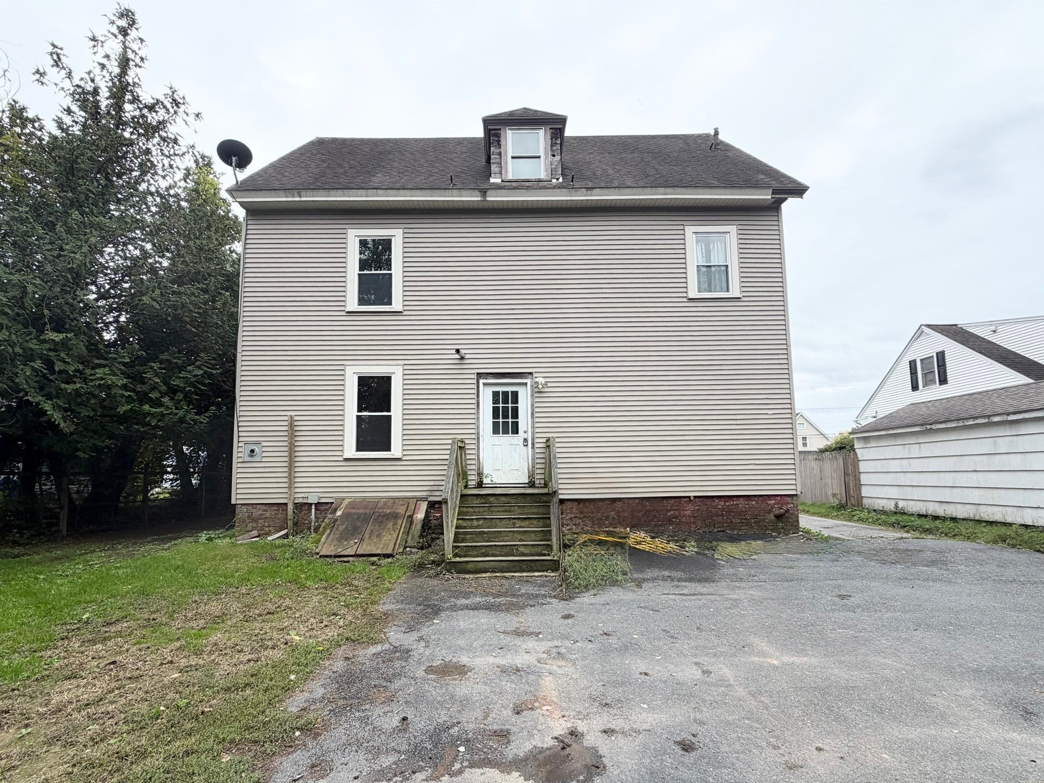 43 Lincoln St, Greenfield, MA, 43 Lincoln St, Greenfield, MA Photo #3
