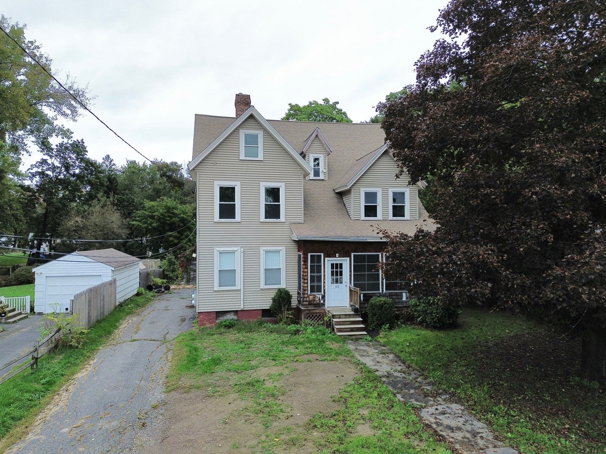 43 Lincoln St, Greenfield, MA, 43 Lincoln St, Greenfield, MA Photo #2