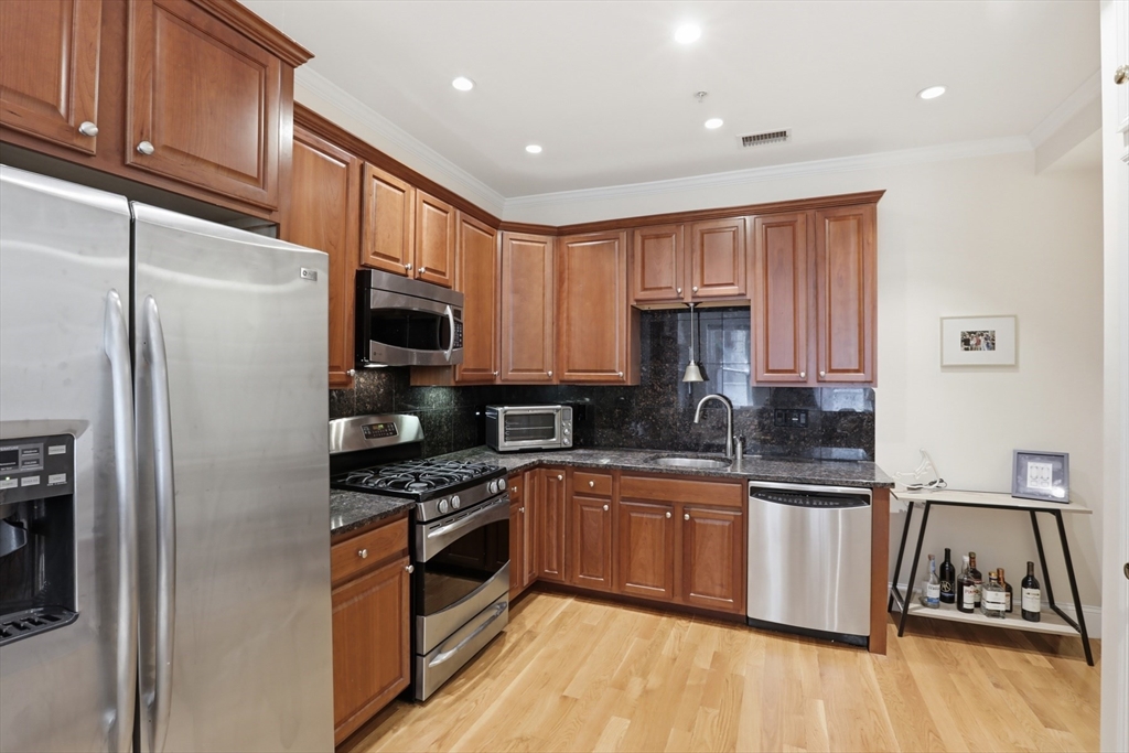 73 Myrtle St 2