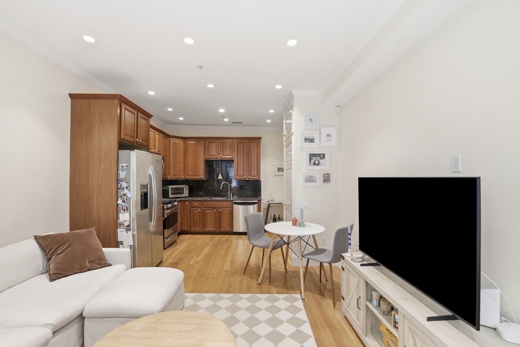 73 Myrtle St 2