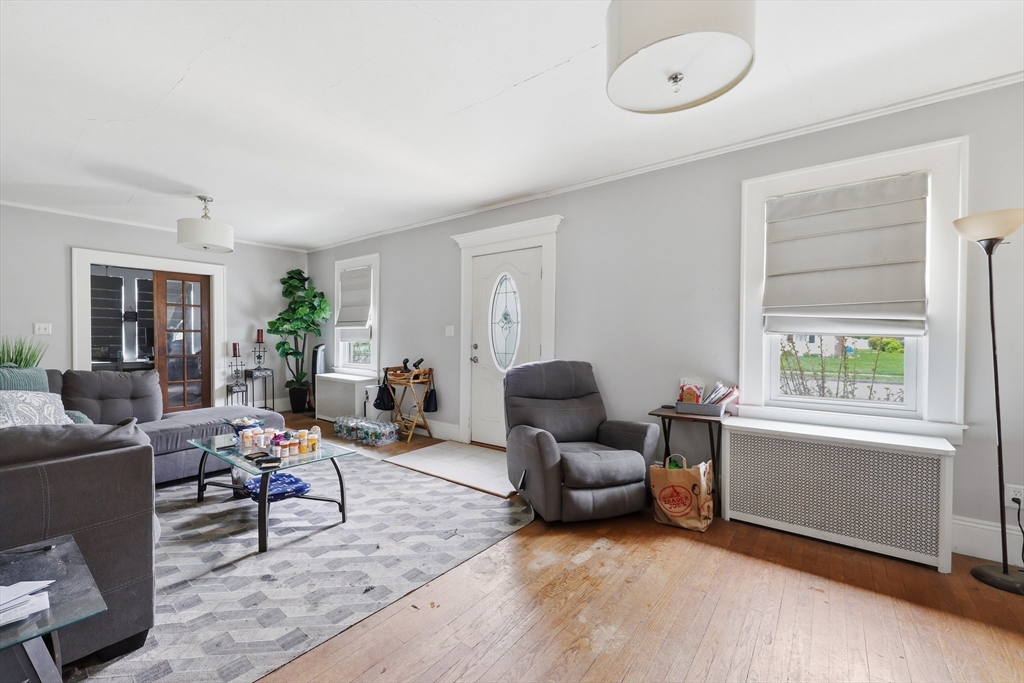 42 Reed St