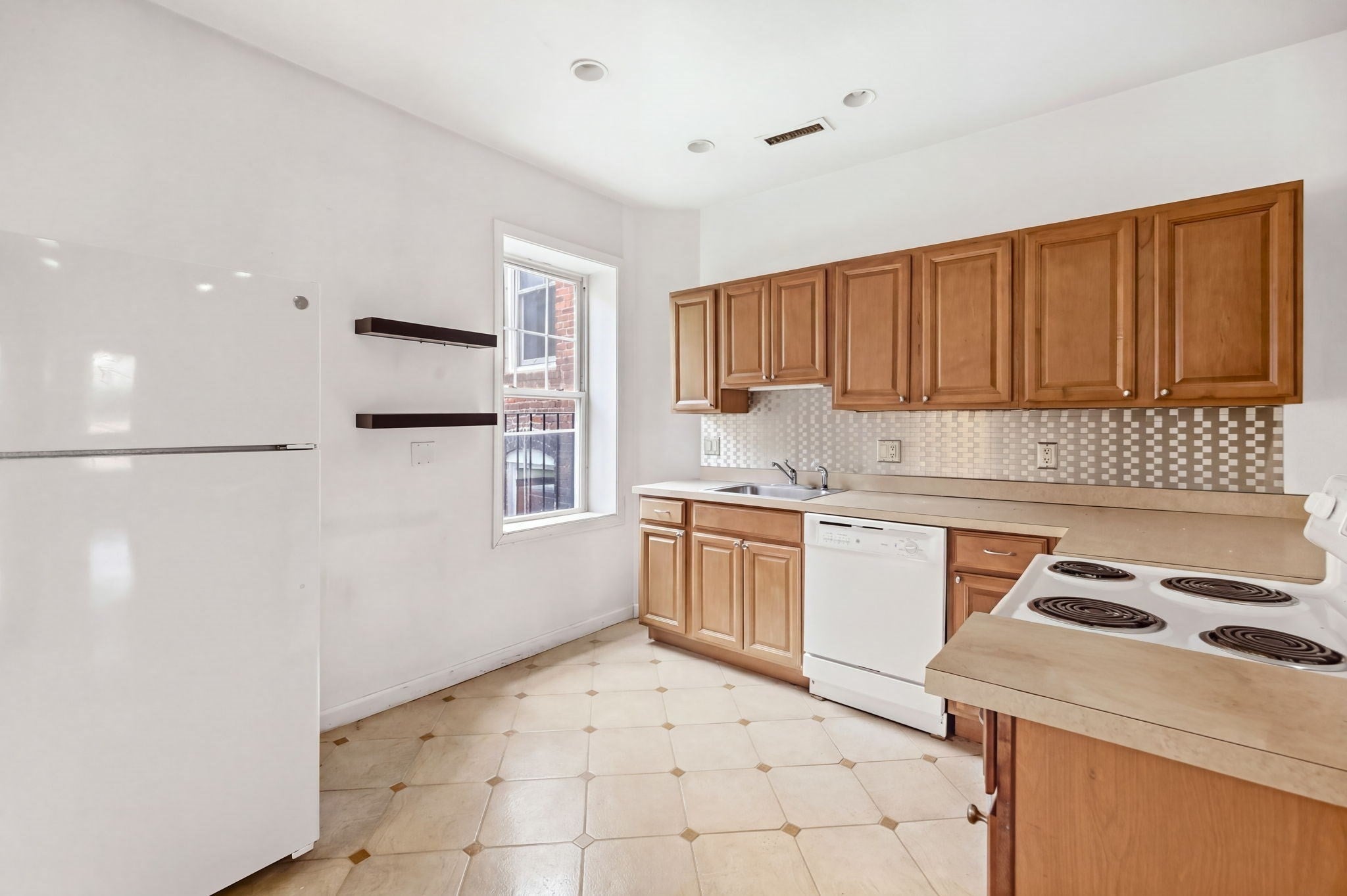 111 Salem Street, Boston, MA, 111 Salem Street, Boston, MA Photo #17