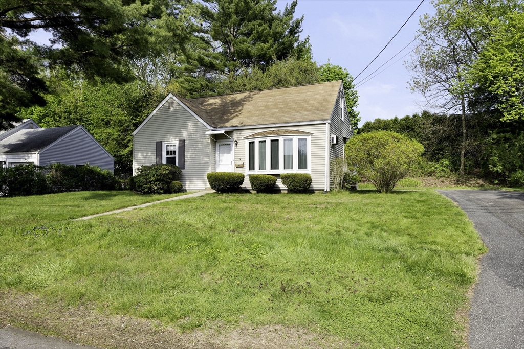 14 Hillside Avenue