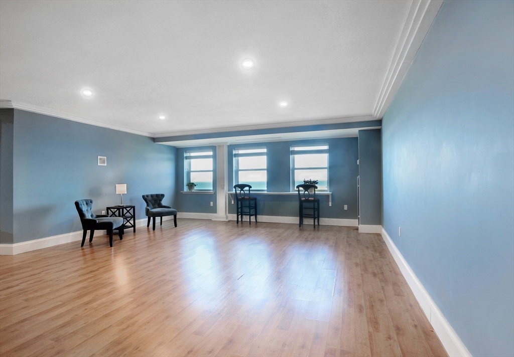 9 Park Ave. 408