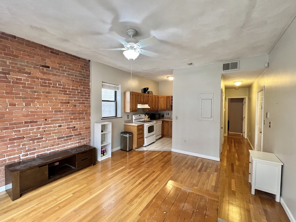 65 Hemenway 3