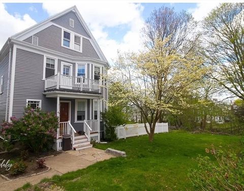 Photo of 4 Westville Ter #r, Boston, MA 02119 (MLS # 73507447)