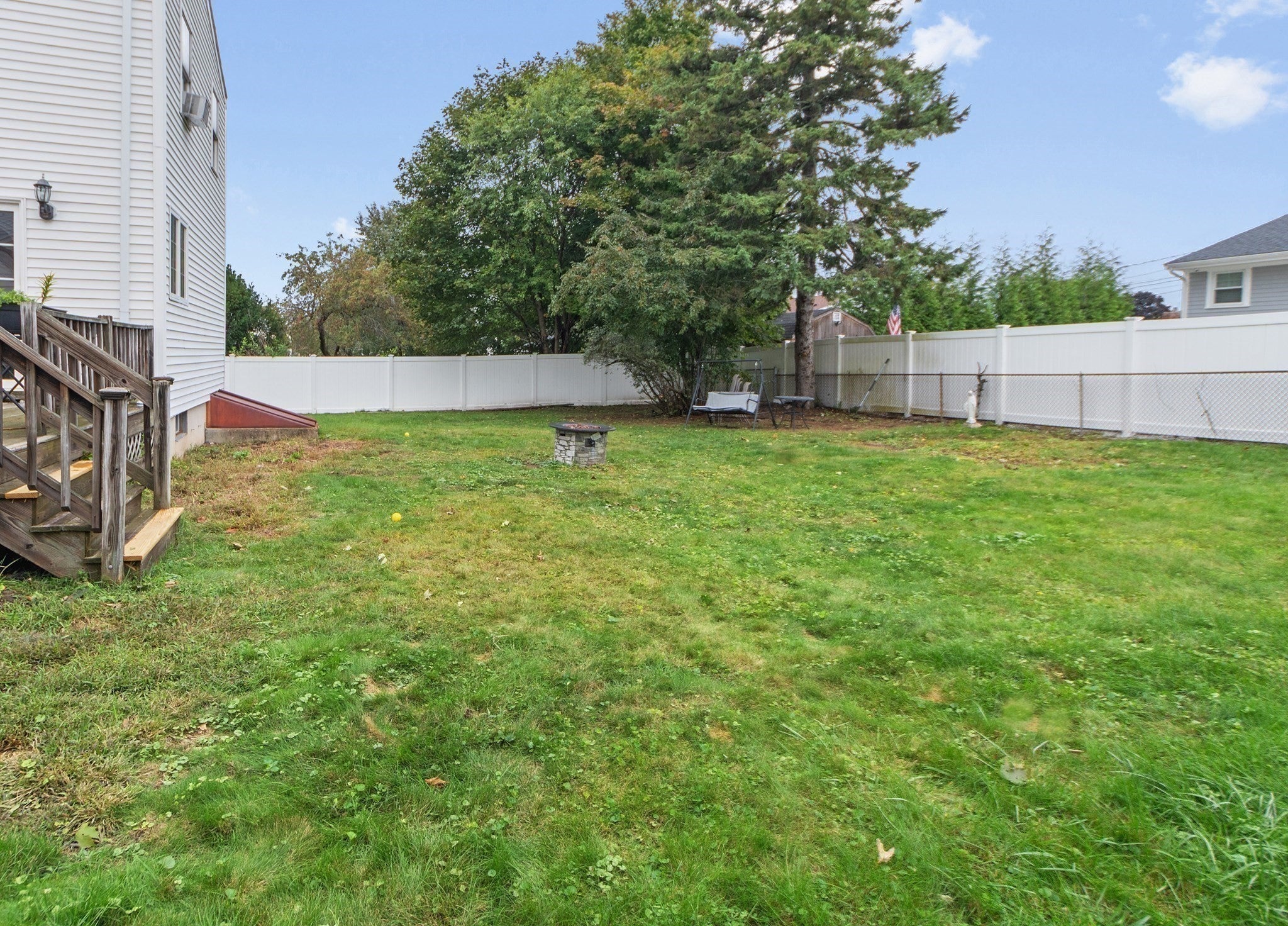 66 Wayne Ave, Watertown, MA Photo #15