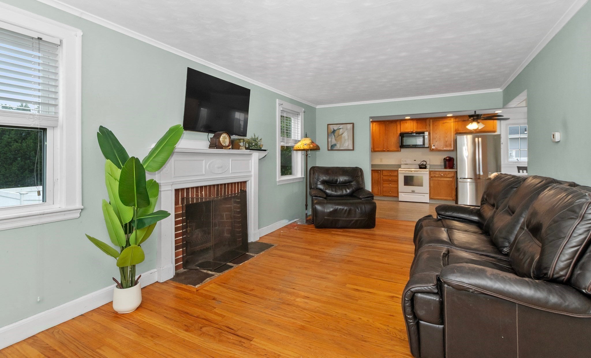 66 Wayne Ave