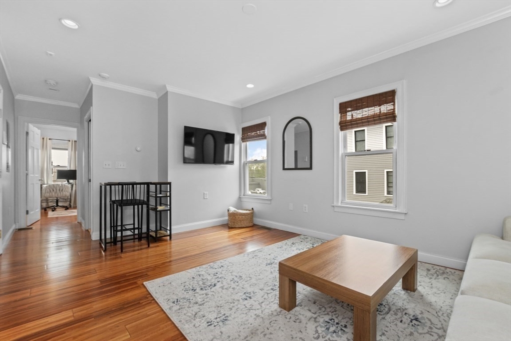 499-501 Sumner St 2