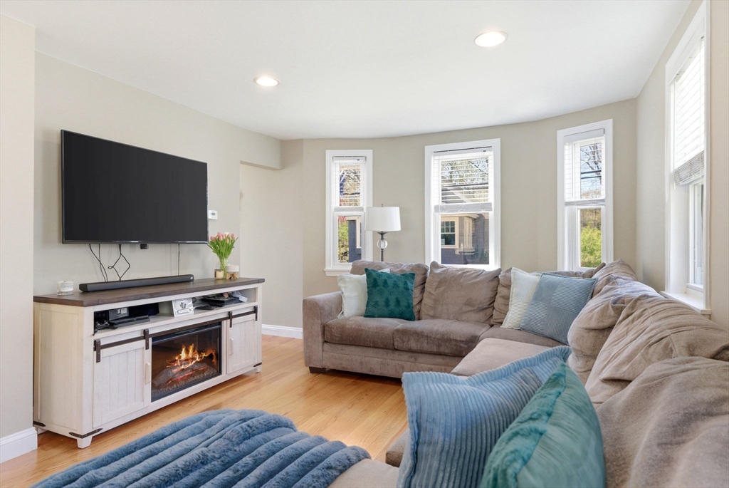 46 Edgemere Road