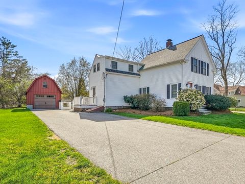 Photo of 44 Pleasant Street, Hopkinton, MA 01748 (MLS # 73521600)