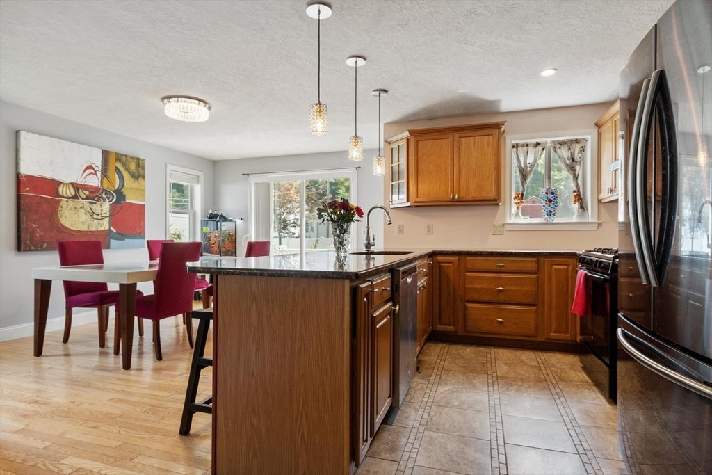 15 Pinebrook Dr