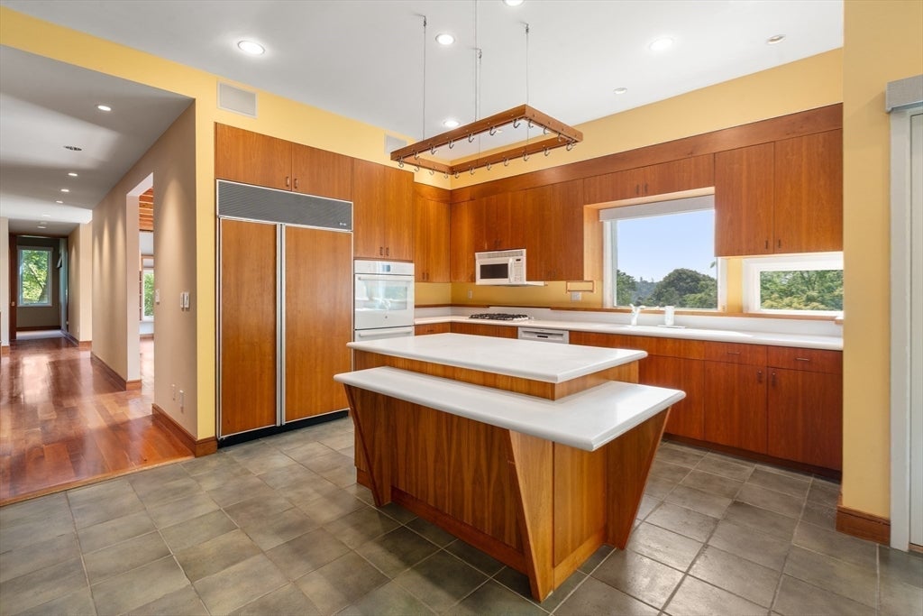 225 Kenrick Street #225, Newton, MA Photo #14