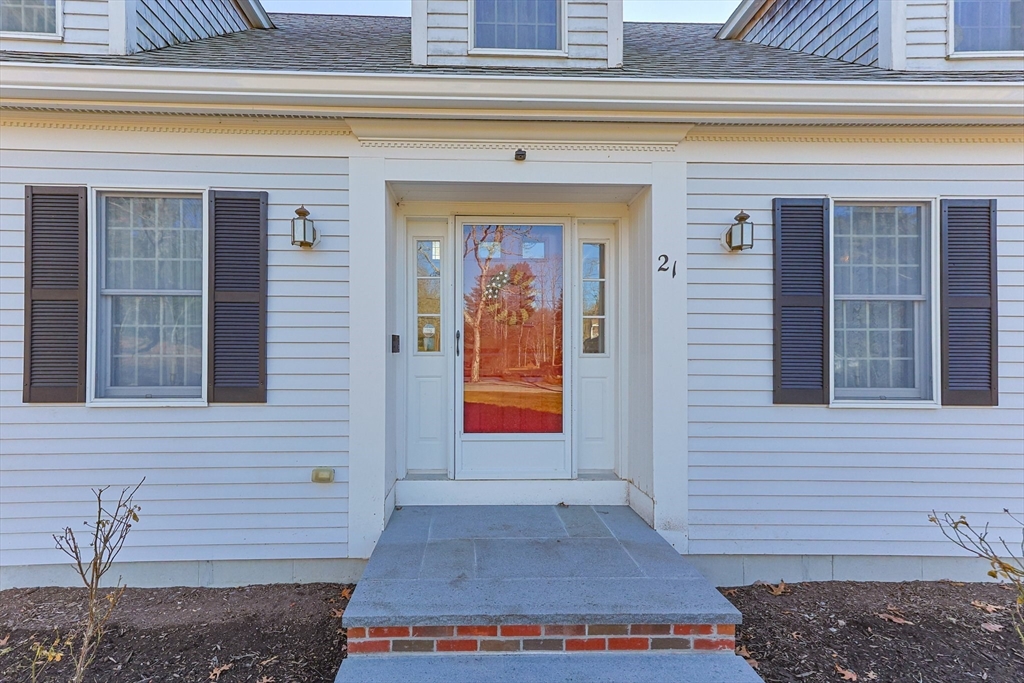21 Tara Lane