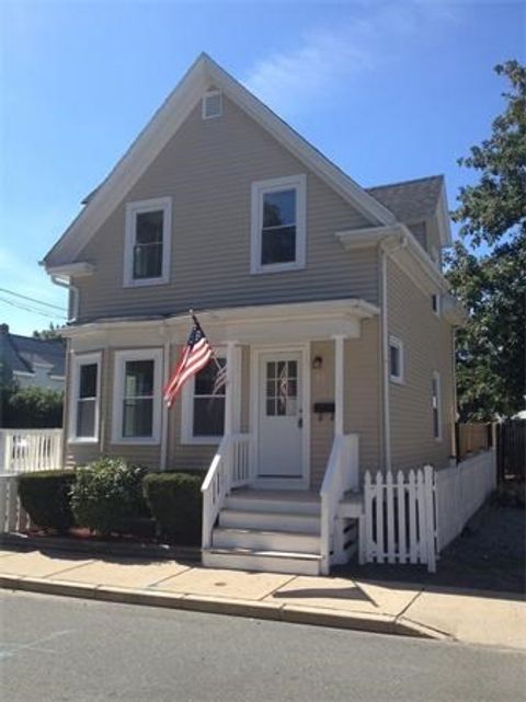 53 Groveland St Lynn MA 01902