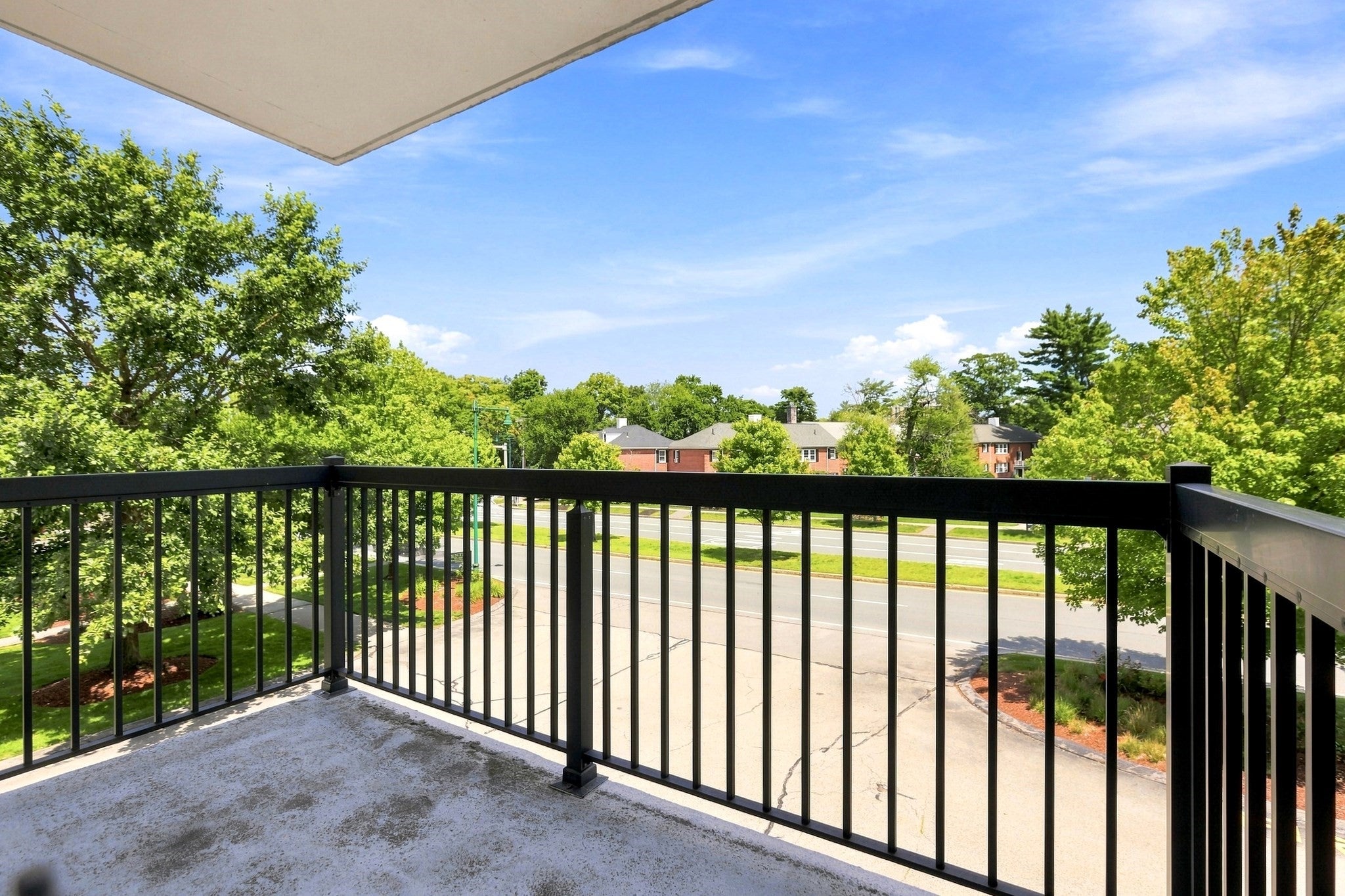 20 Hammond Pond Pkwy #208, Newton, MA Photo #10