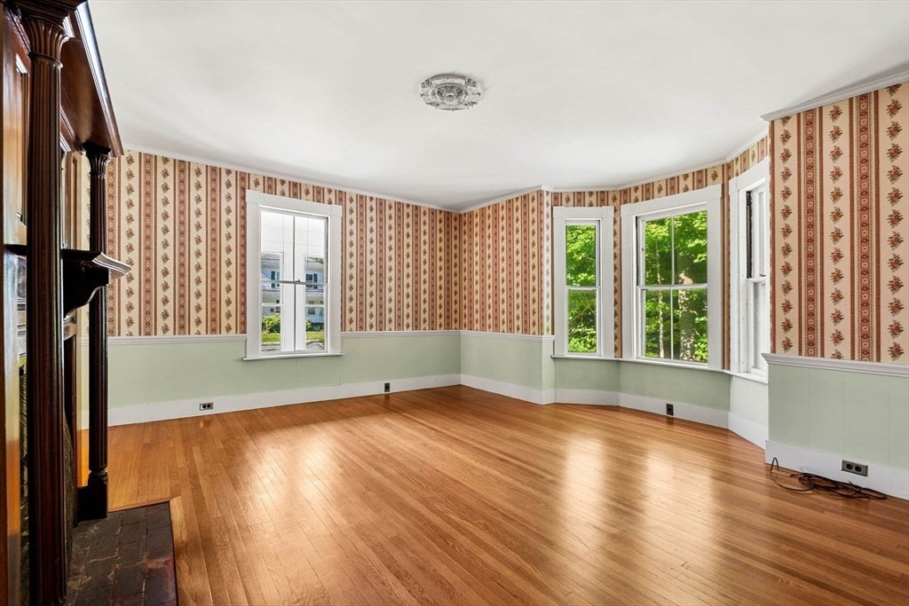 42 Walnut Rd, Hamilton, MA Photo #13