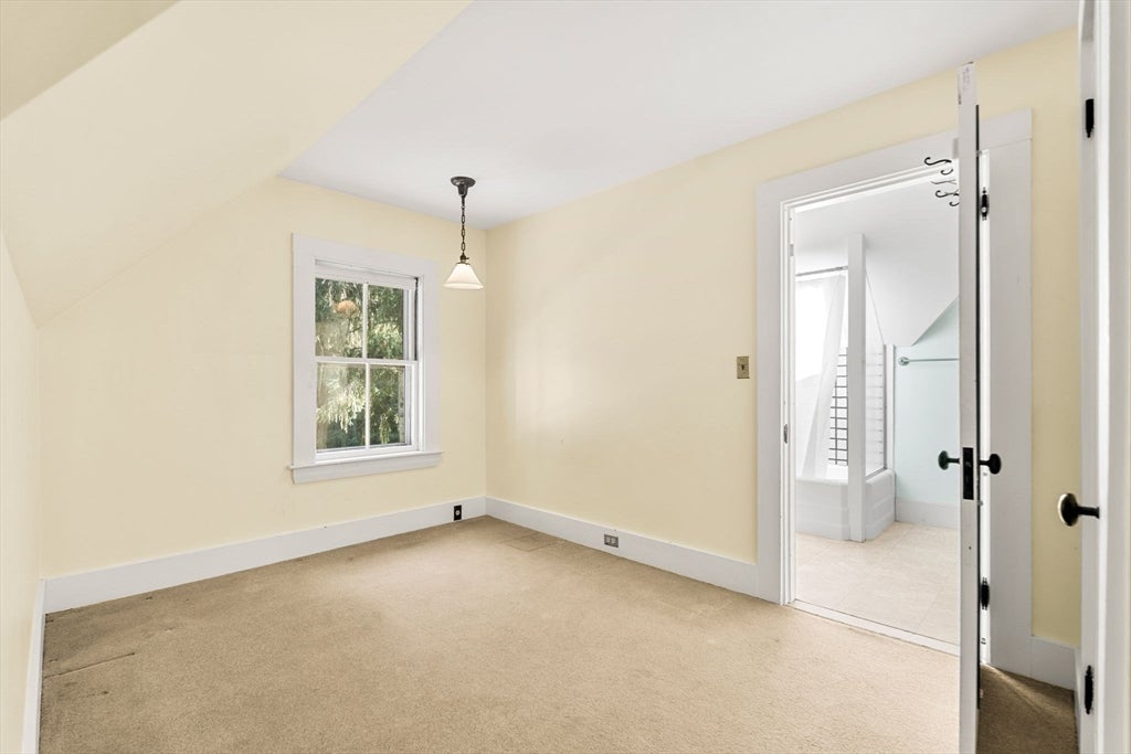 42 Walnut Rd, Hamilton, MA Photo #27