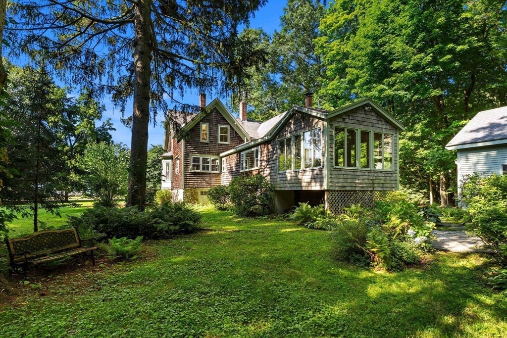42 Walnut Rd, Hamilton, MA Photo #7