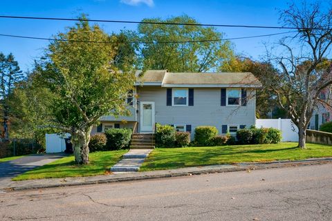 Photo of 39 Gallows Hill Rd, Salem, MA 01970 (MLS # 73446785)