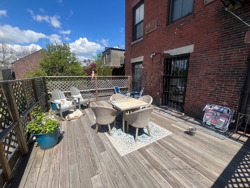 533 Massachusetts Ave 3