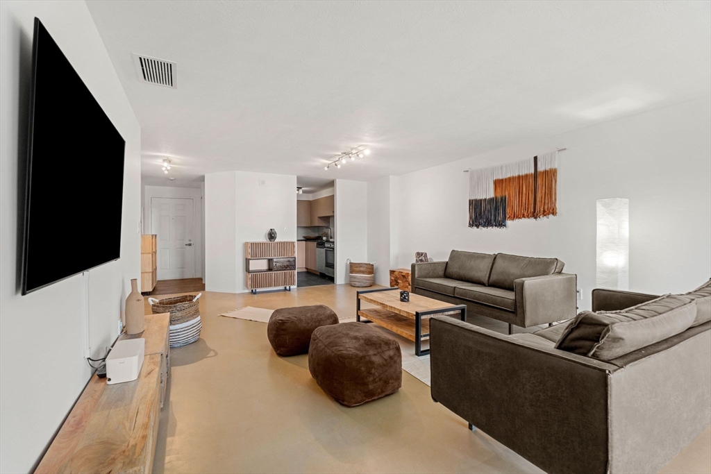 150 Lynnway 503