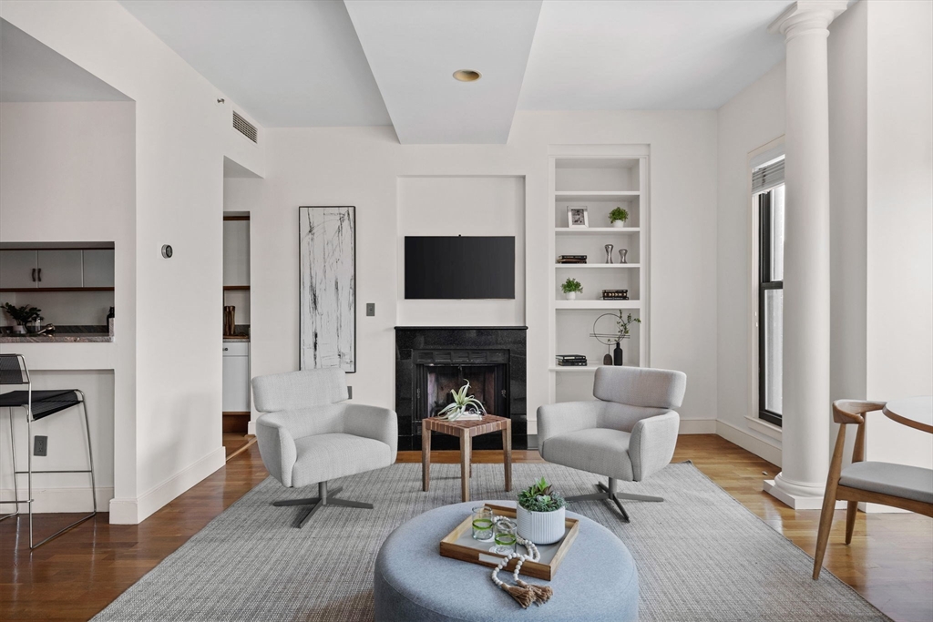 201 Newbury St 308