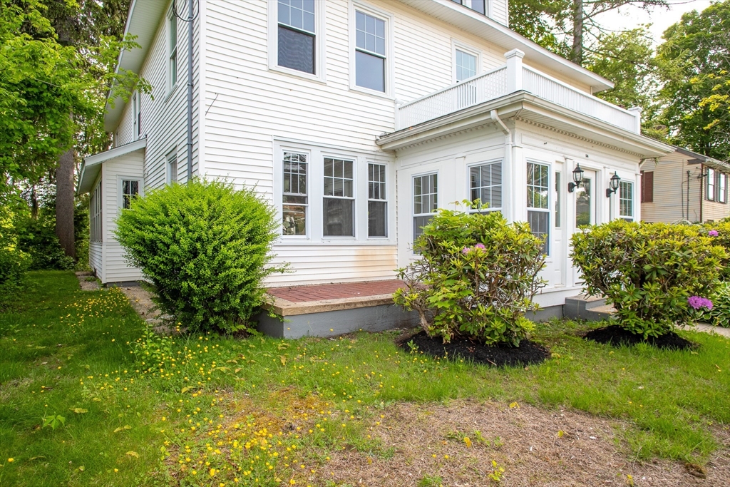 14 Pleasant St