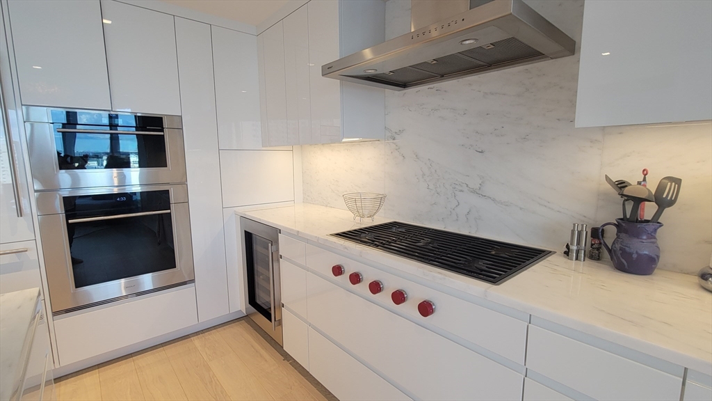 Boston, Massachusetts 02210, United States, 1 Bedroom Bedrooms, ,1 BathroomBathrooms,Residential,Active,170771