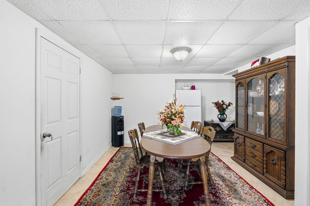 144 Burnside AVE, Seekonk, MA Photo #37