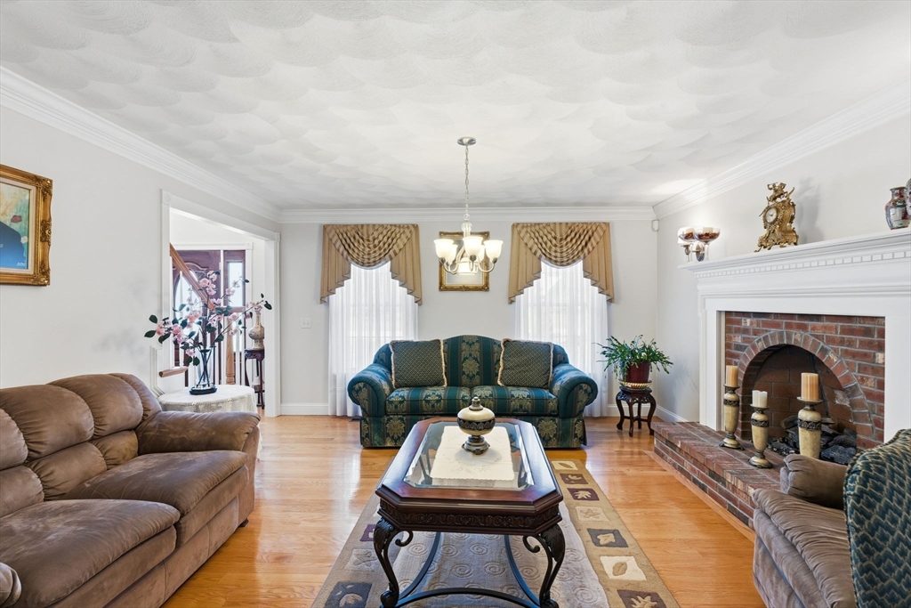 144 Burnside AVE, Seekonk, MA Photo #14