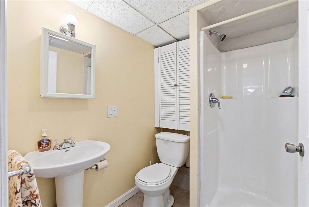 144 Burnside AVE, Seekonk, MA Photo #41