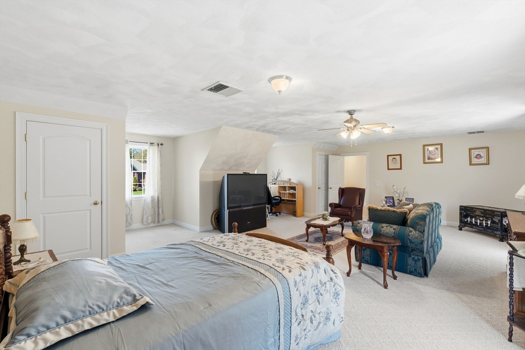 144 Burnside AVE, Seekonk, MA Photo #29