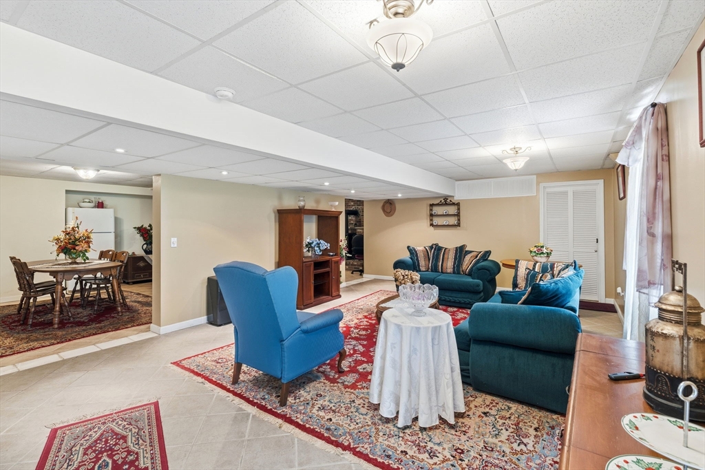 144 Burnside AVE, Seekonk, MA Photo #38