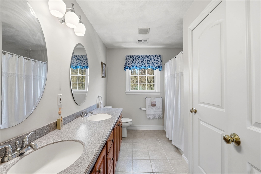 144 Burnside AVE, Seekonk, MA Photo #24