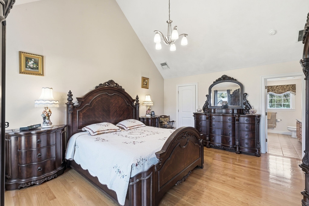 144 Burnside AVE, Seekonk, MA Photo #21