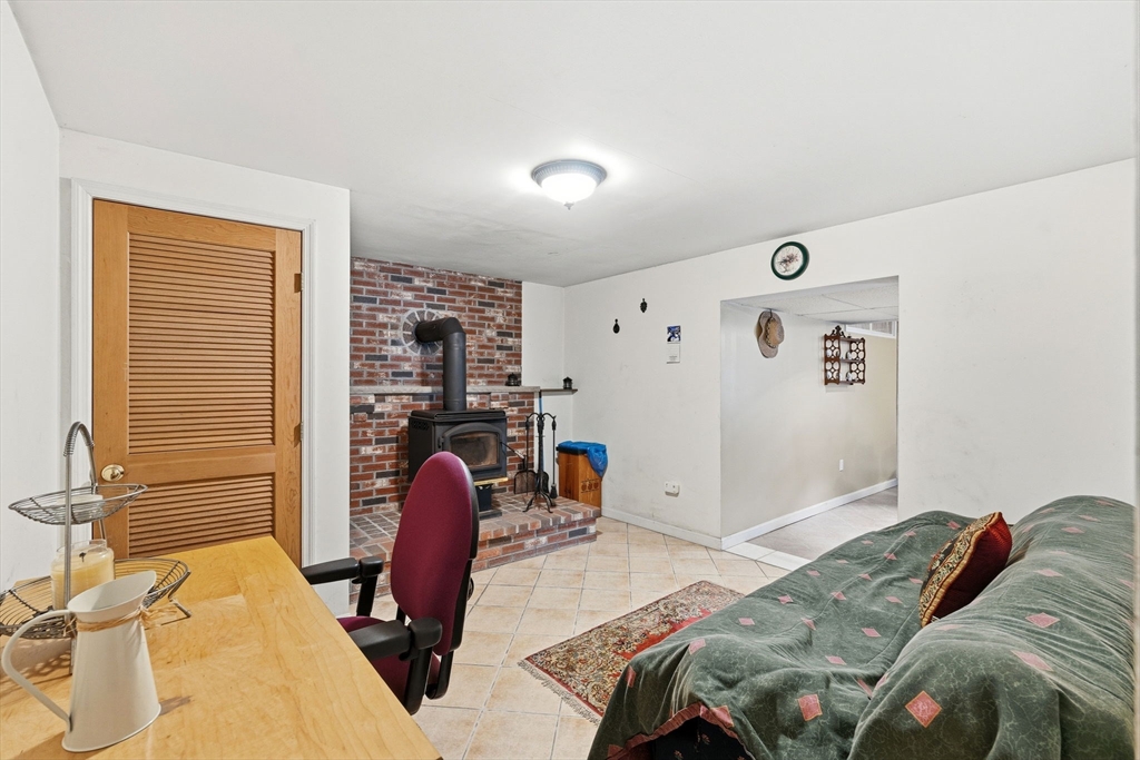 144 Burnside AVE, Seekonk, MA Photo #34