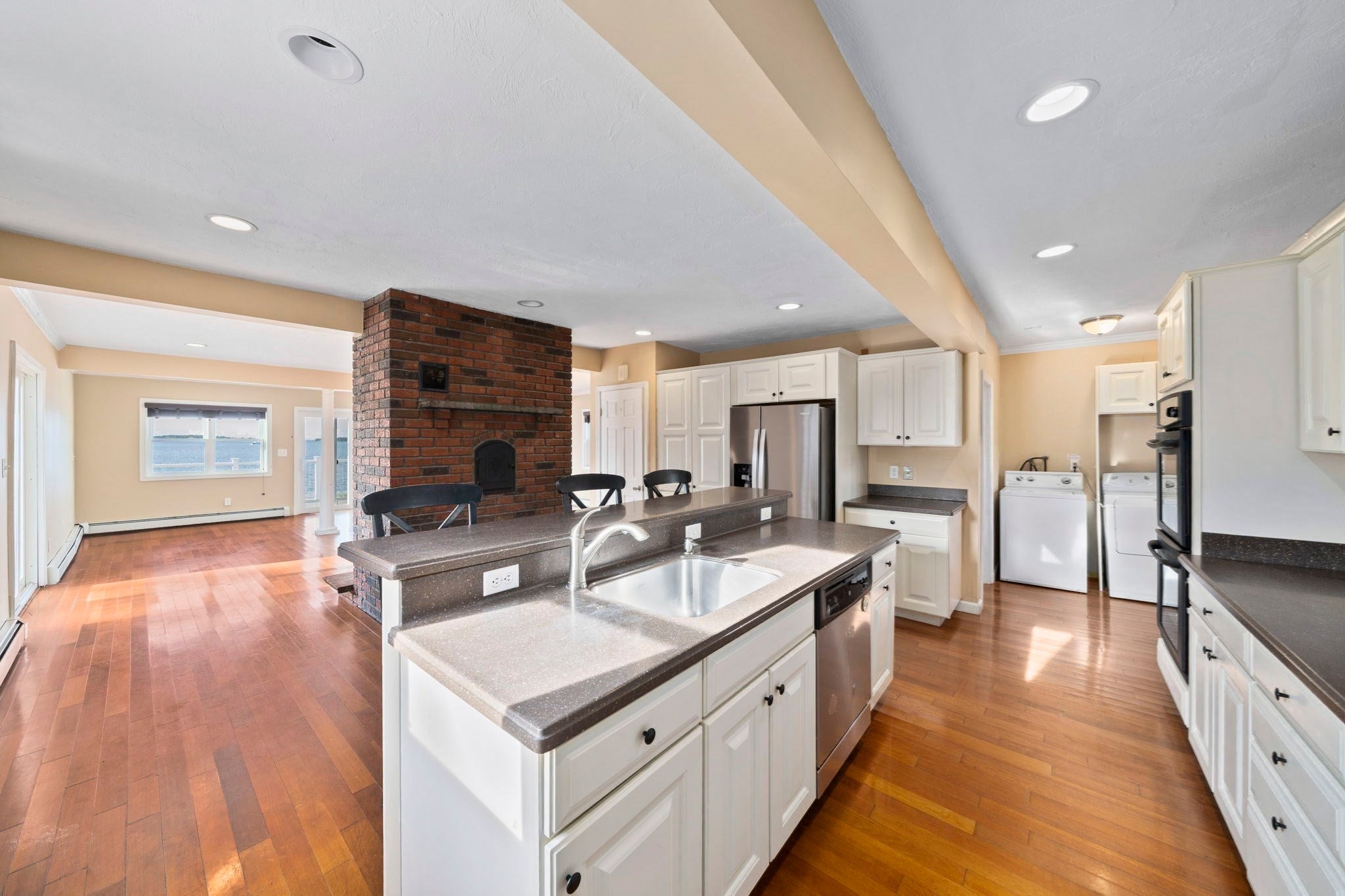 2 Caldwell St, Weymouth, MA, 2 Caldwell St, Weymouth, MA Photo #10