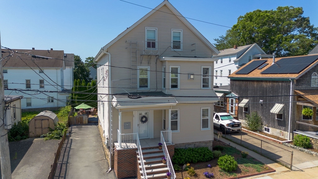 69-73 Summerfield St