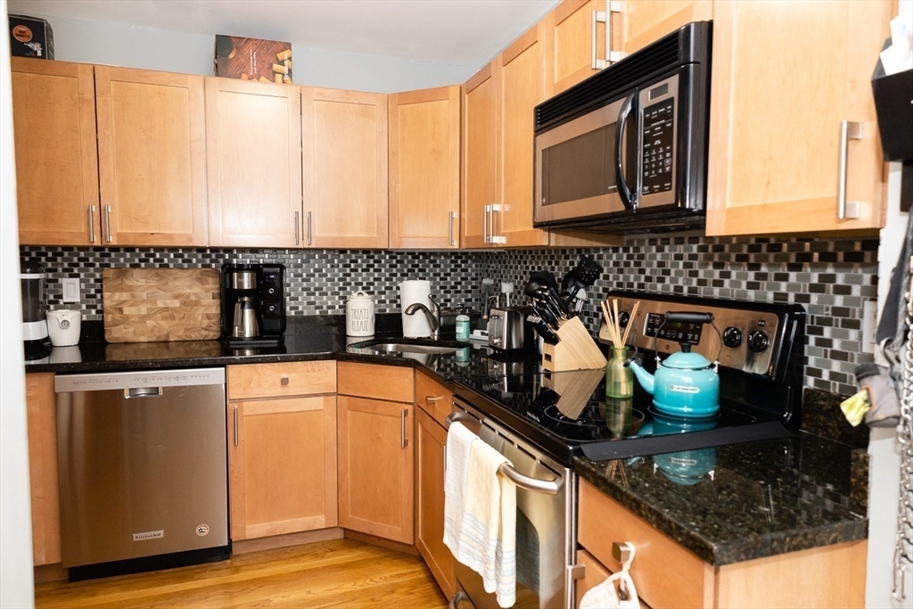 48 Coffey Street 1B