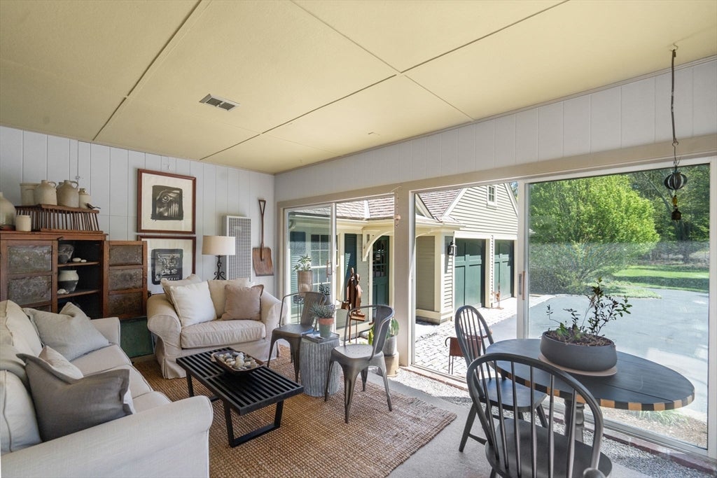 215 Washington Street, Sherborn, MA Photo #17