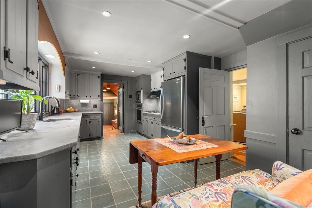 215 Washington Street, Sherborn, MA Photo #9