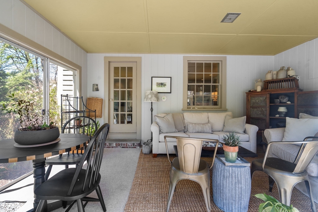 215 Washington Street, Sherborn, MA Photo #18
