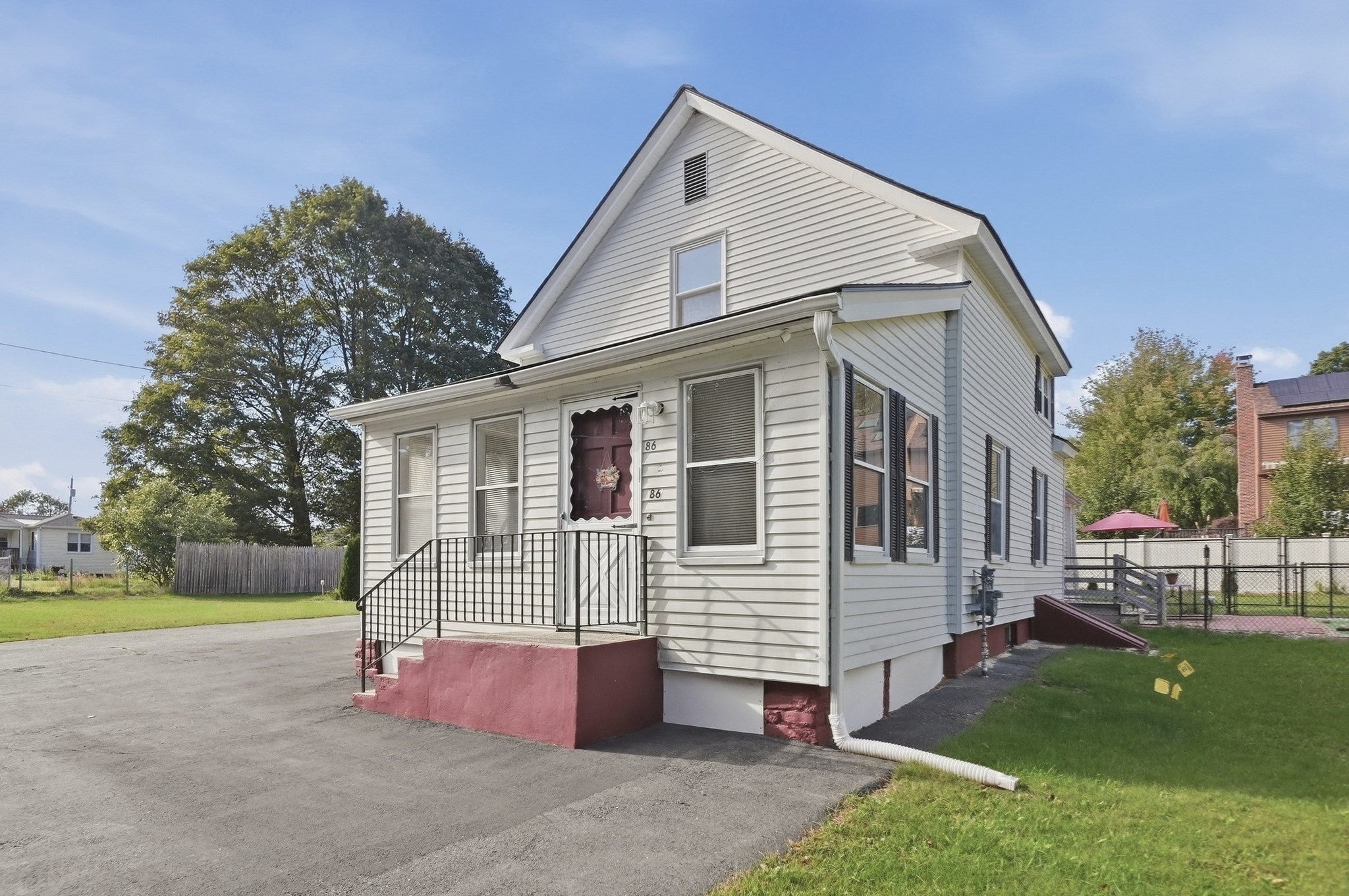 86 Lawton Avenue